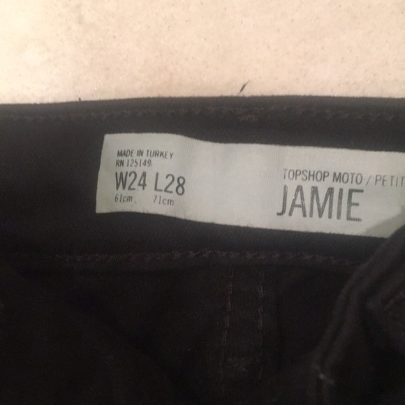 Topshop black destroyed jeans - Picture 4 of 6